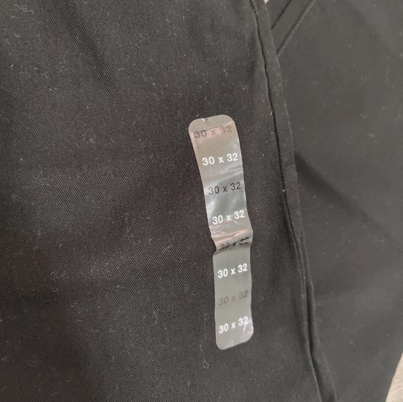 NWT GAP Denim Men's Straight Light Weight Jeans - Picture 2 of 4